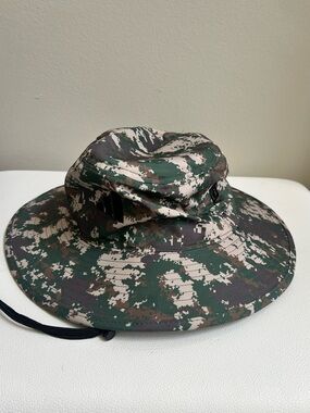 adidas Golf Digital Camo Bucket Hat in Green and Tan Size L NWOT